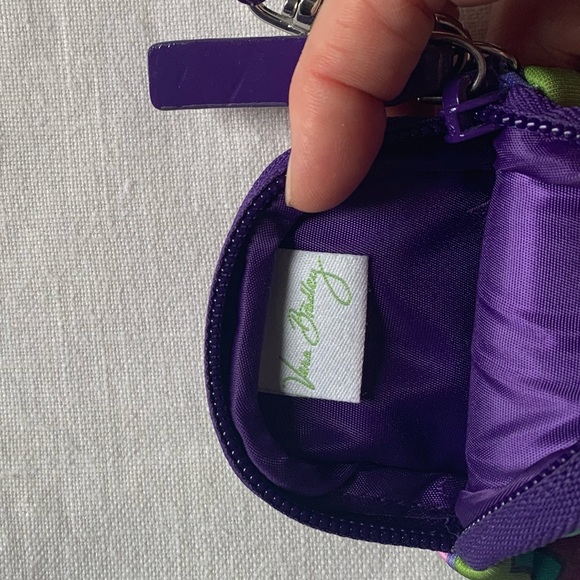 Vera Bradley soft sided wristlet - Picture 3 of 3